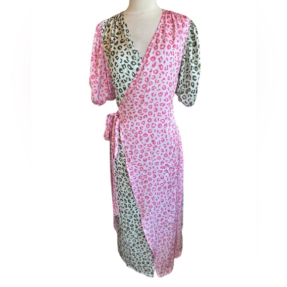 Never Fully Dressed Animal Print MIDI‎ Wrap Dress - Picture 1 of 9